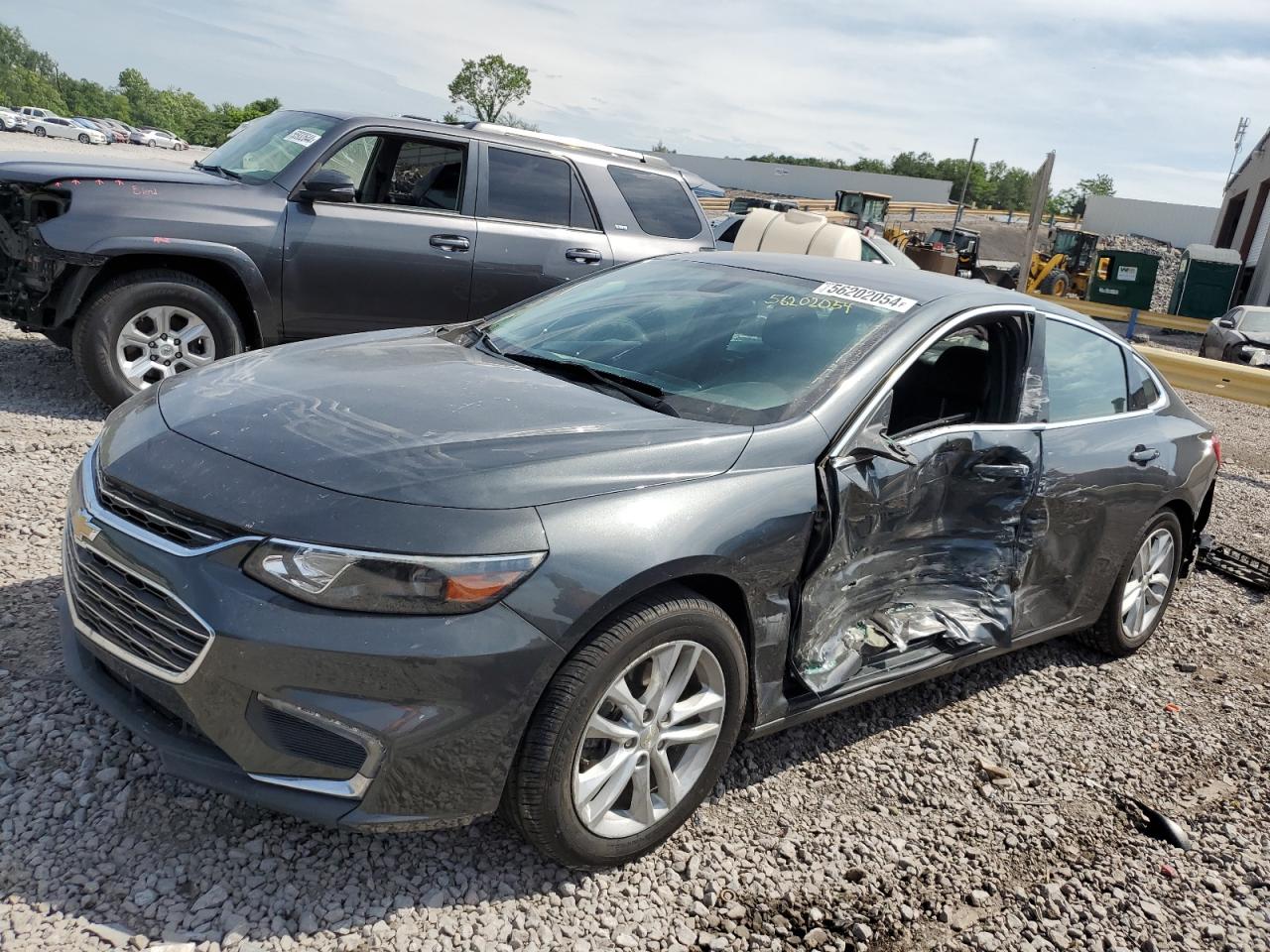 1G1ZD5ST1JF152487 2018 Chevrolet Malibu Lt