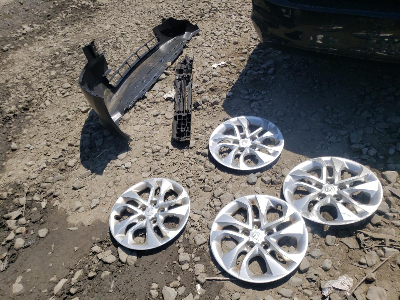 1HGCP2F33AA177385 2010 Honda Accord Lx