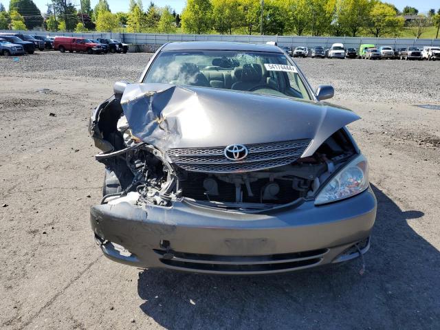 2003 Toyota Camry Le VIN: JTDBF30K030121285 Lot: 54174444