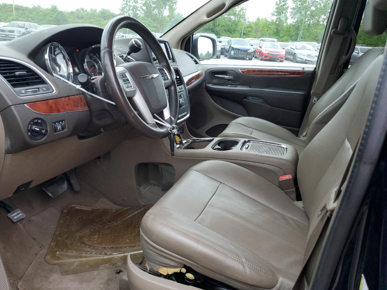 2C4RC1CG2FR531731 2015 Chrysler Town & Country Touring L