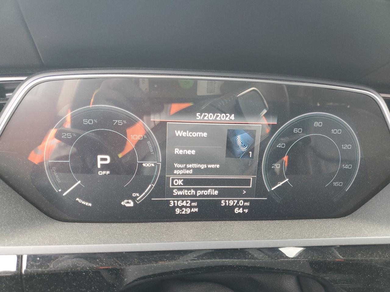 WA1VAAGE9KB009355 2019 Audi E-Tron Prestige