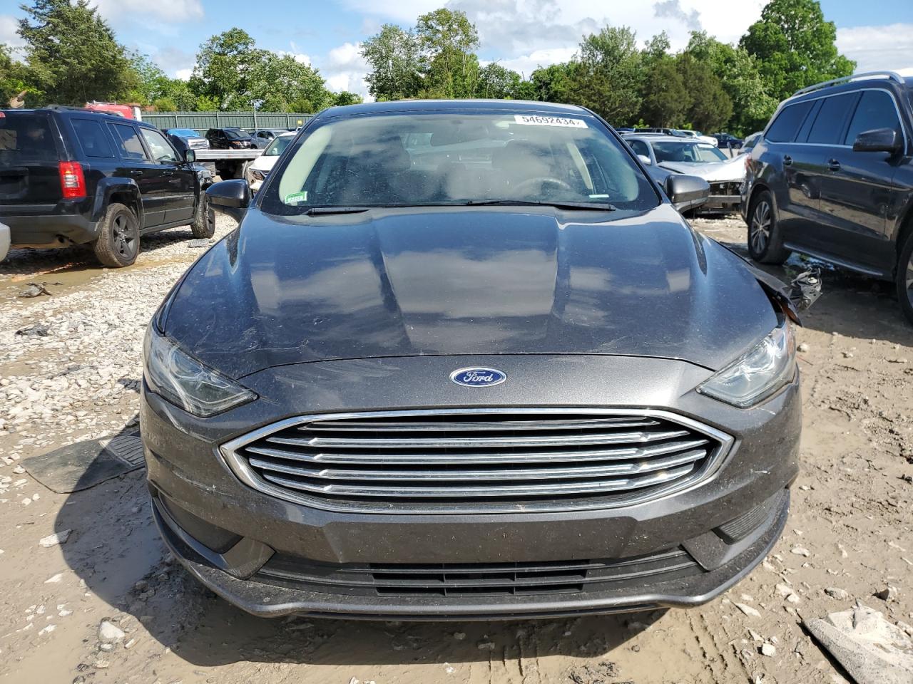 3FA6P0HD5JR222957 2018 Ford Fusion Se