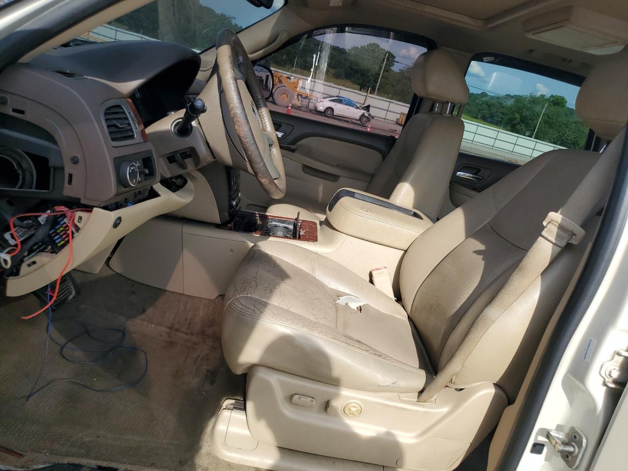 1GNSCCE0XDR235671 2013 Chevrolet Tahoe C1500 Ltz