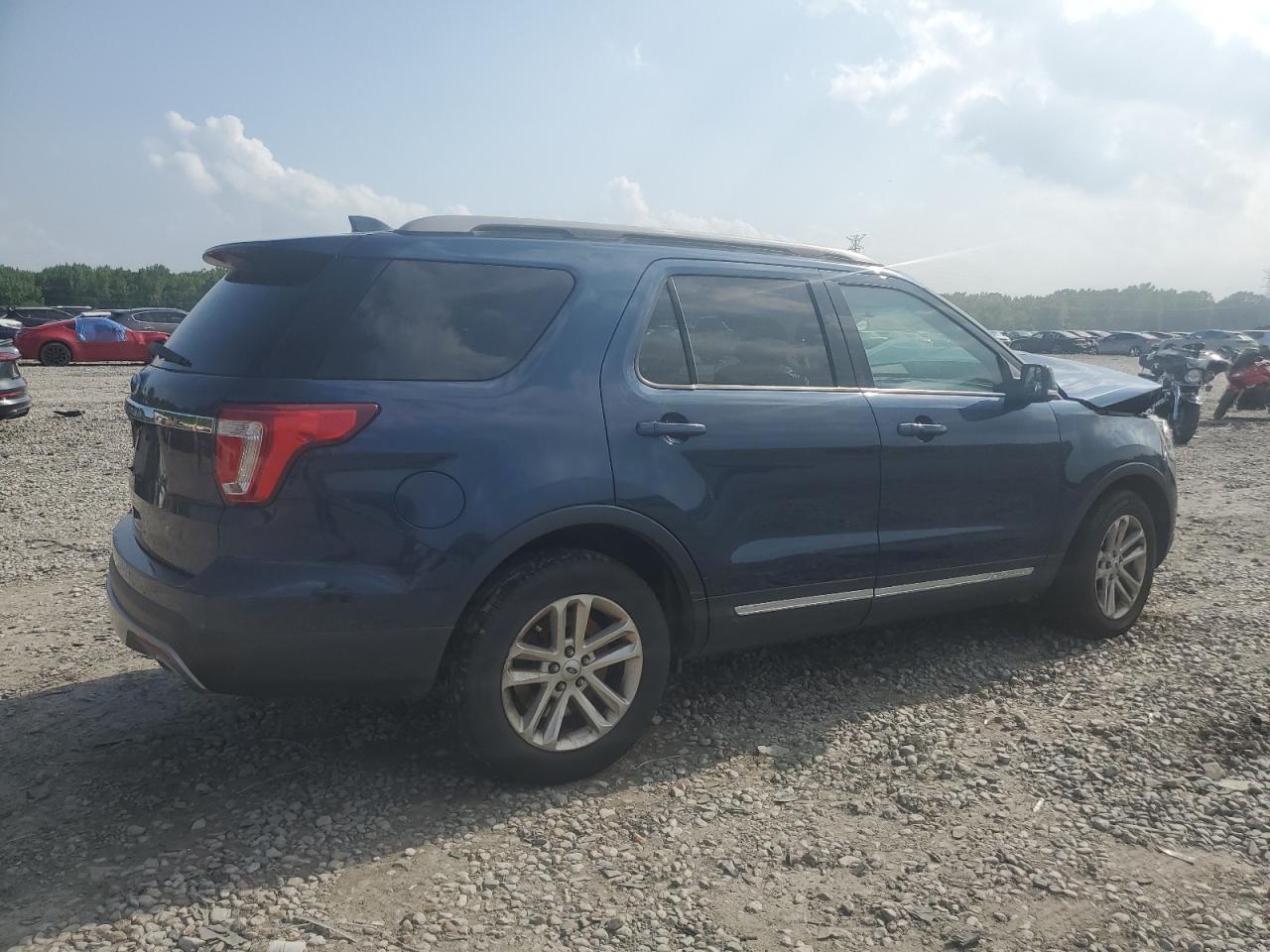 1FM5K7D82HGB27789 2017 Ford Explorer Xlt