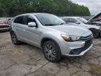 MITSUBISHI OUTLANDER photo