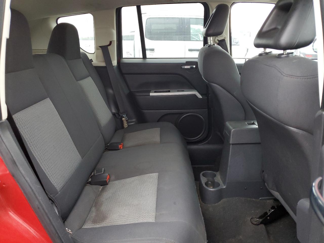 1J8FF47W98D550692 2008 Jeep Compass Sport