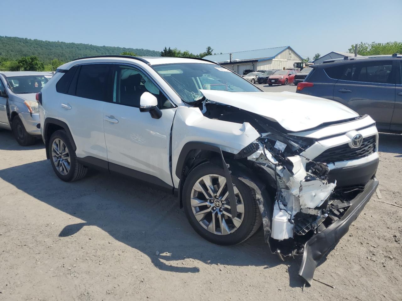 2T3A1RFV3RW430770 TOYOTA RAV4 2024