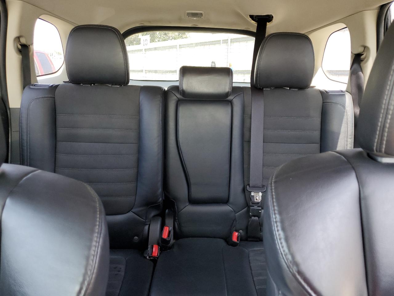 JA4AD3A36KZ035685 2019 Mitsubishi Outlander Se