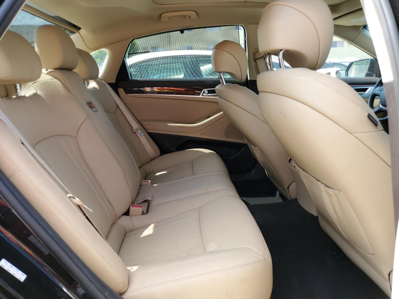 KMHGN4JE4JU281274 2018 Genesis G80 Base