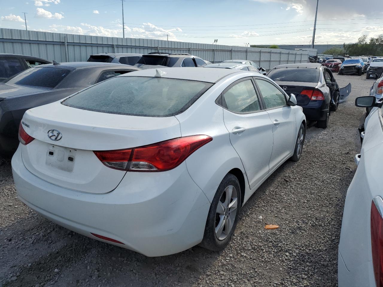 5NPDH4AE4DH359999 2013 Hyundai Elantra Gls