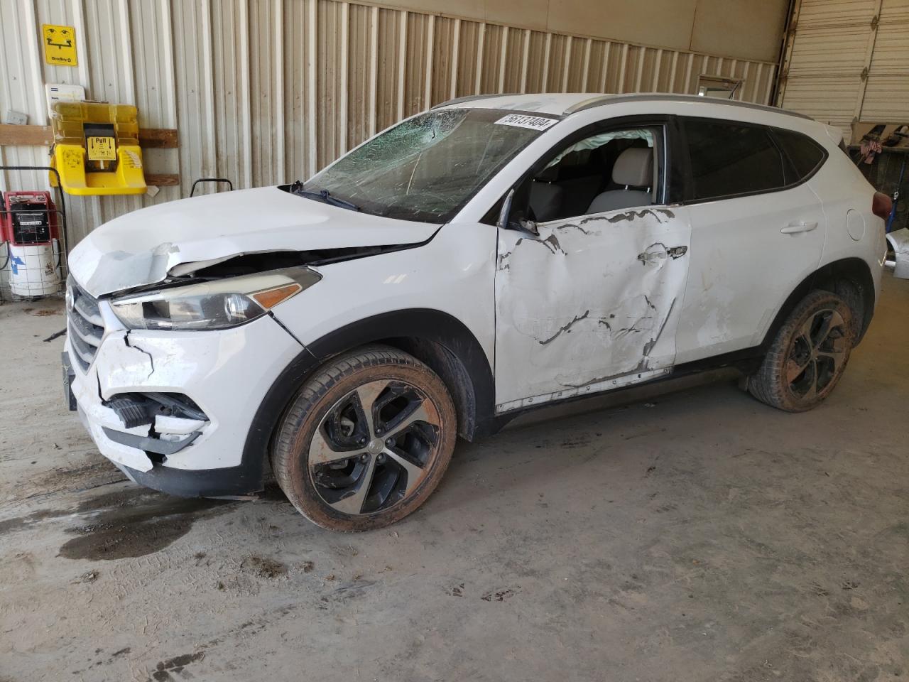 KM8J33A23HU323598 2017 Hyundai Tucson Limited