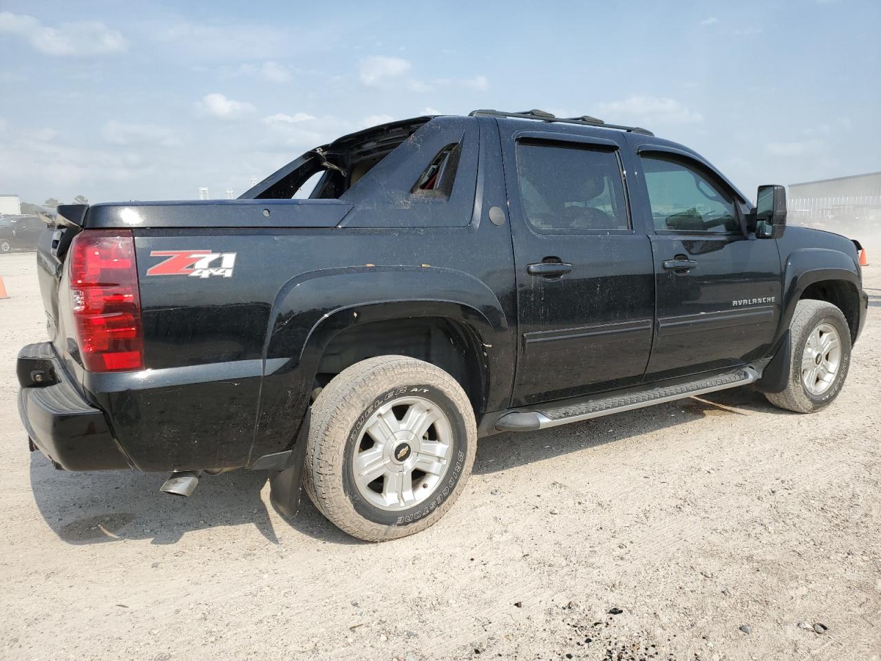 3GNTKFE76DG290494 2013 Chevrolet Avalanche Lt