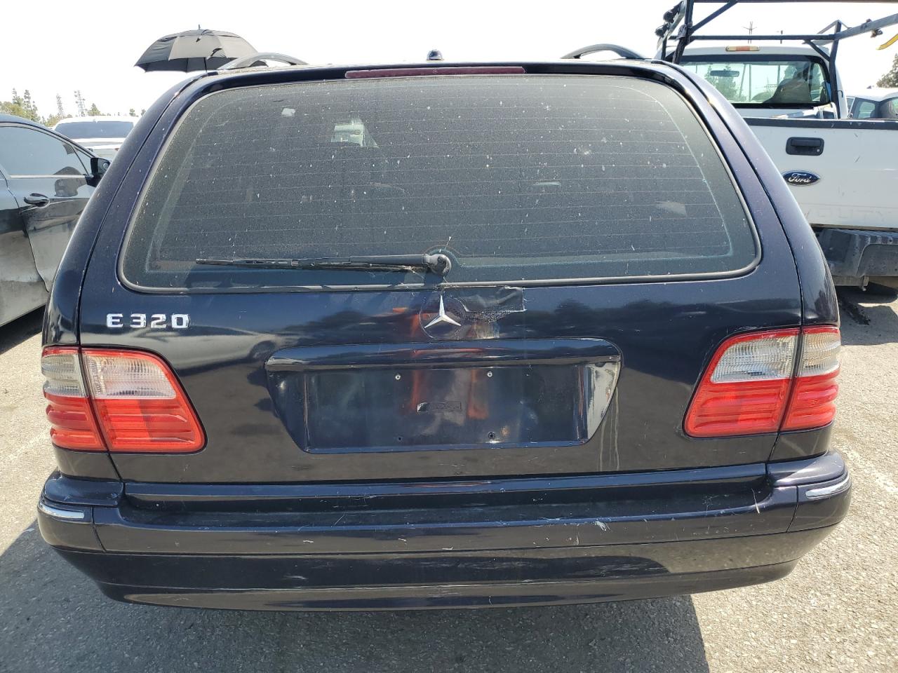 WDBJH65J31B245042 2001 Mercedes-Benz E 320