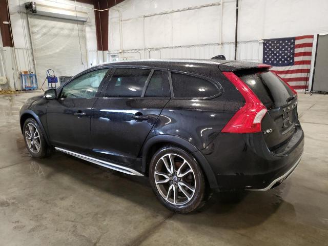 YV440MWKXJ2058797 2018 Volvo V60 Cross Country Premier