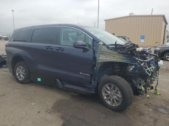2023 TOYOTA SIENNA LE - 5TDKRKEC3PS144436