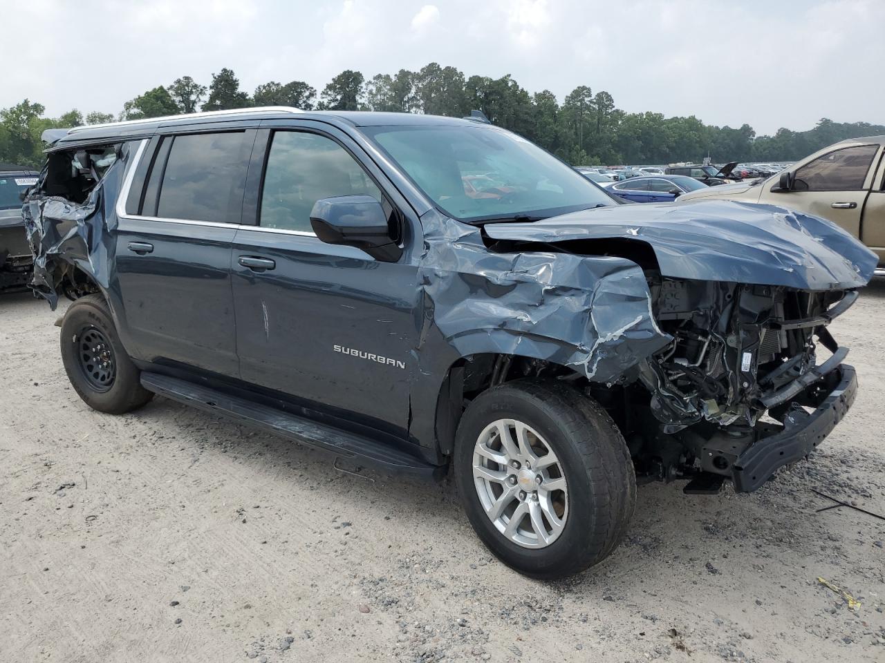 2021 Chevrolet Suburban K1500 Ls vin: 1GNSKBKD4MR189646