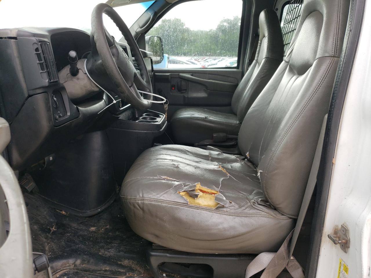 1GCFG15XX61171584 2006 Chevrolet Express G1500