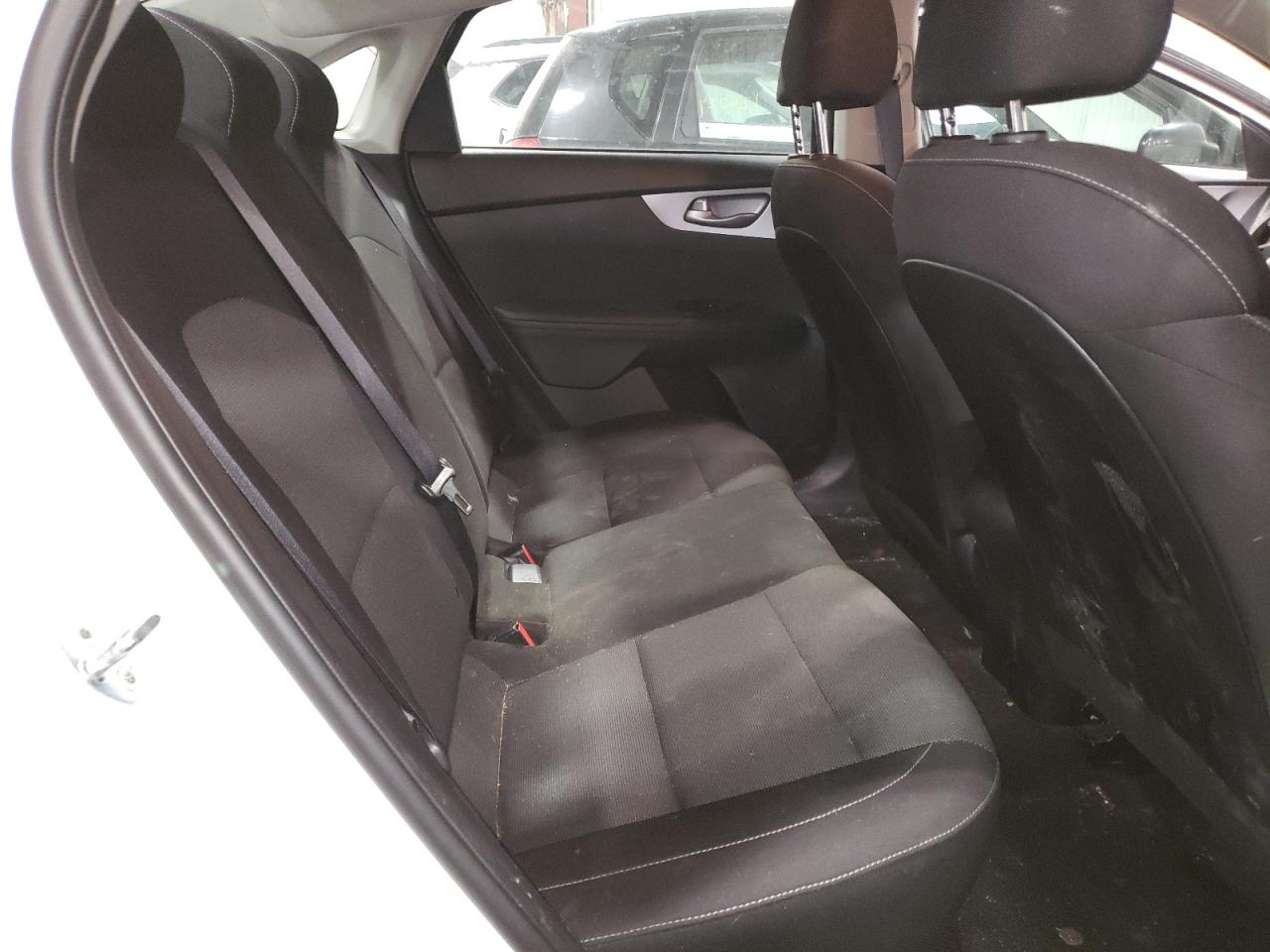 3KPF24AD9NE482124 2022 Kia Forte Fe