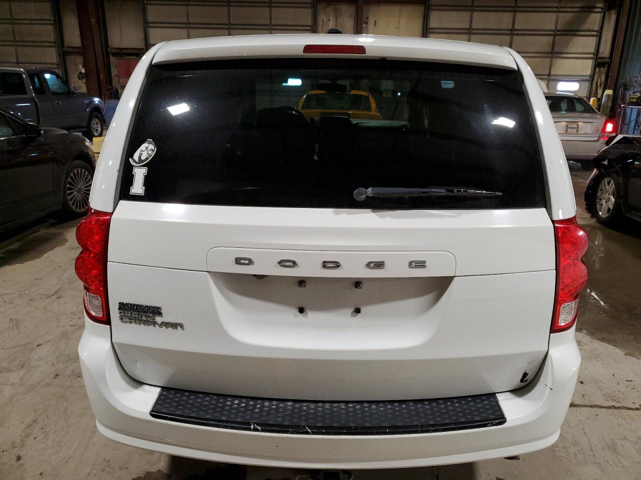 2C4RDGBG2HR601832 2017 Dodge Grand Caravan Se