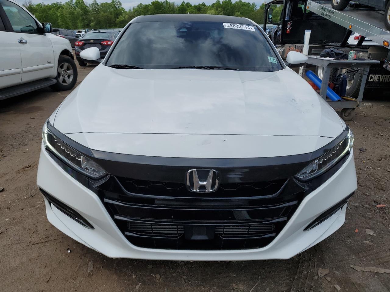 2018 Honda Accord Sport vin: 1HGCV1F3XJA188366