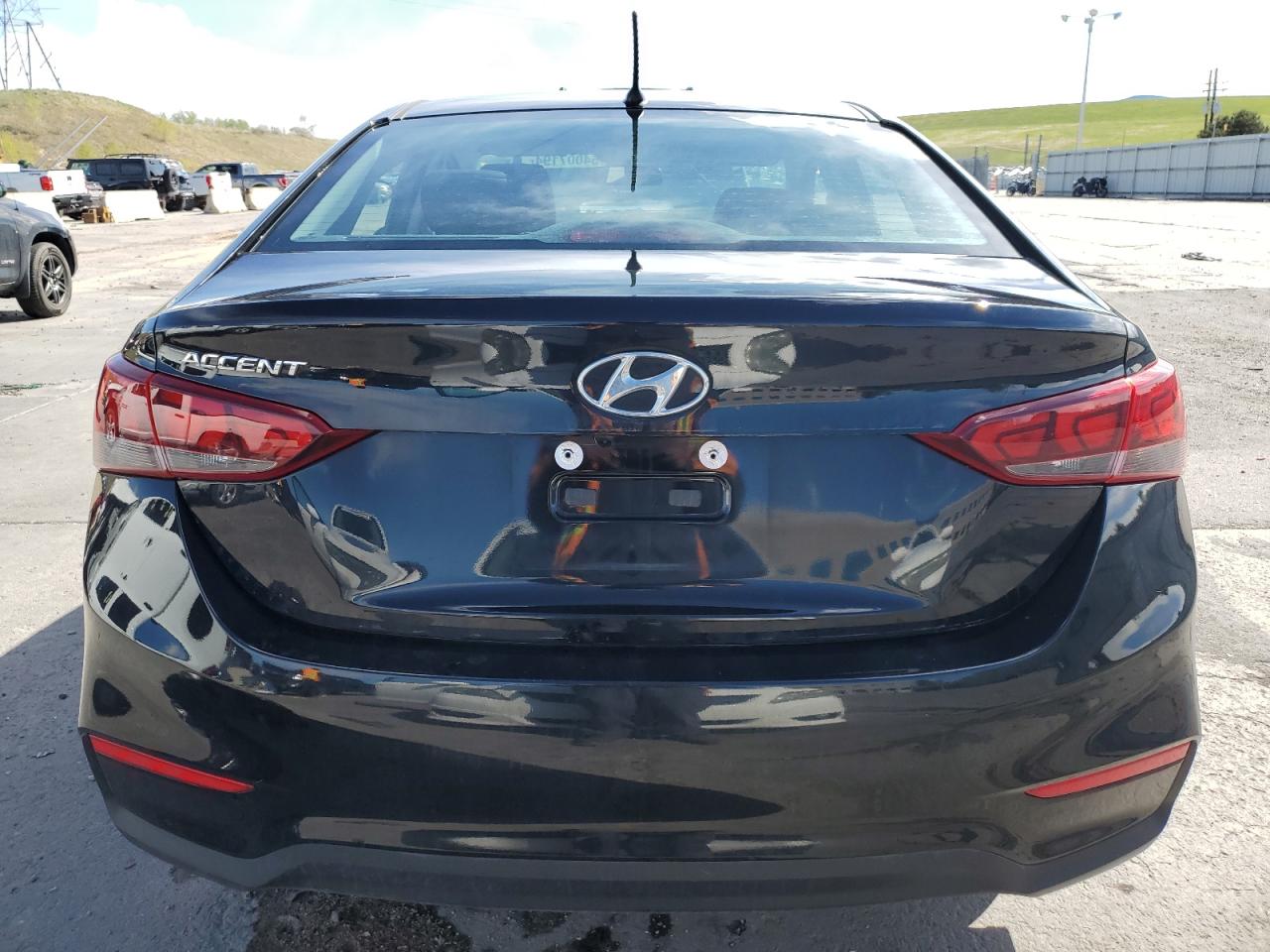 2022 Hyundai Accent Se vin: 3KPC24A65NE177949