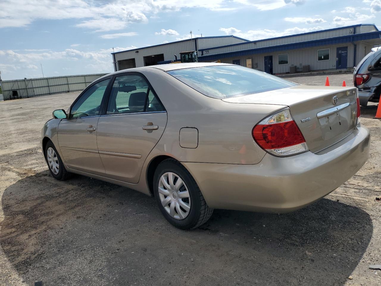 4T1BE32K55U590296 2005 Toyota Camry Le