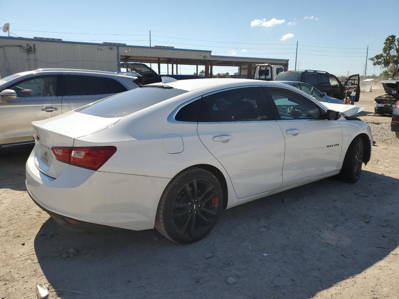 1G1ZD5ST0JF242052 2018 Chevrolet Malibu Lt