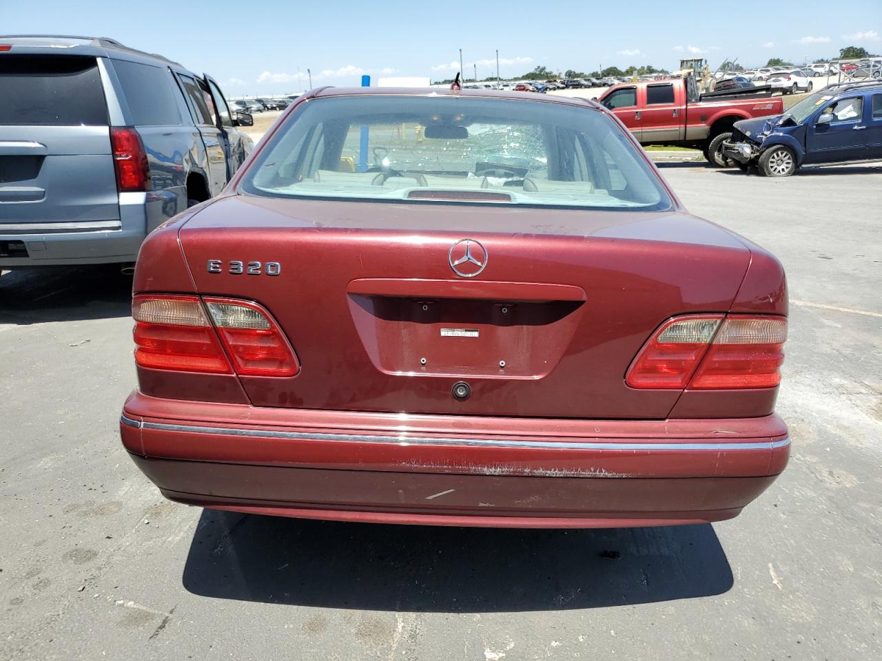 WDBJF65J71B229416 2001 Mercedes-Benz E 320