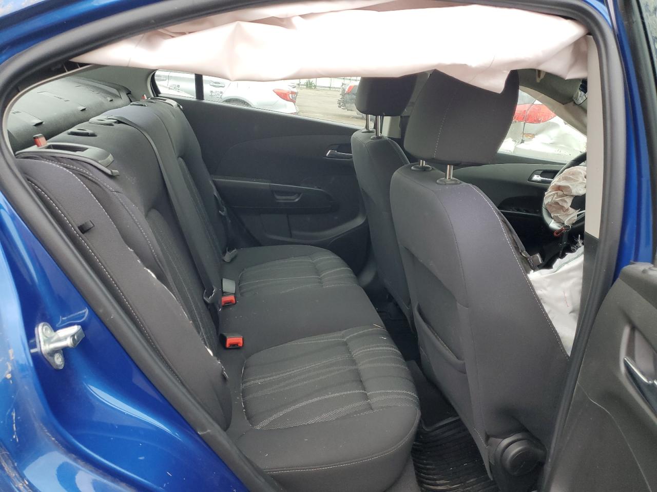 1G1JD5SB7K4139213 CHEVROLET SONIC 2019