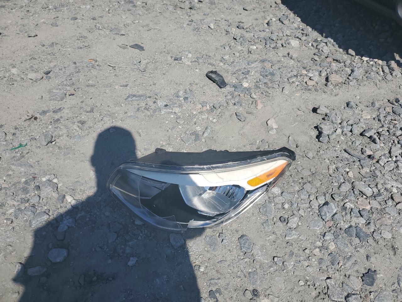 KNDJN2A21G7298559 2016 Kia Soul