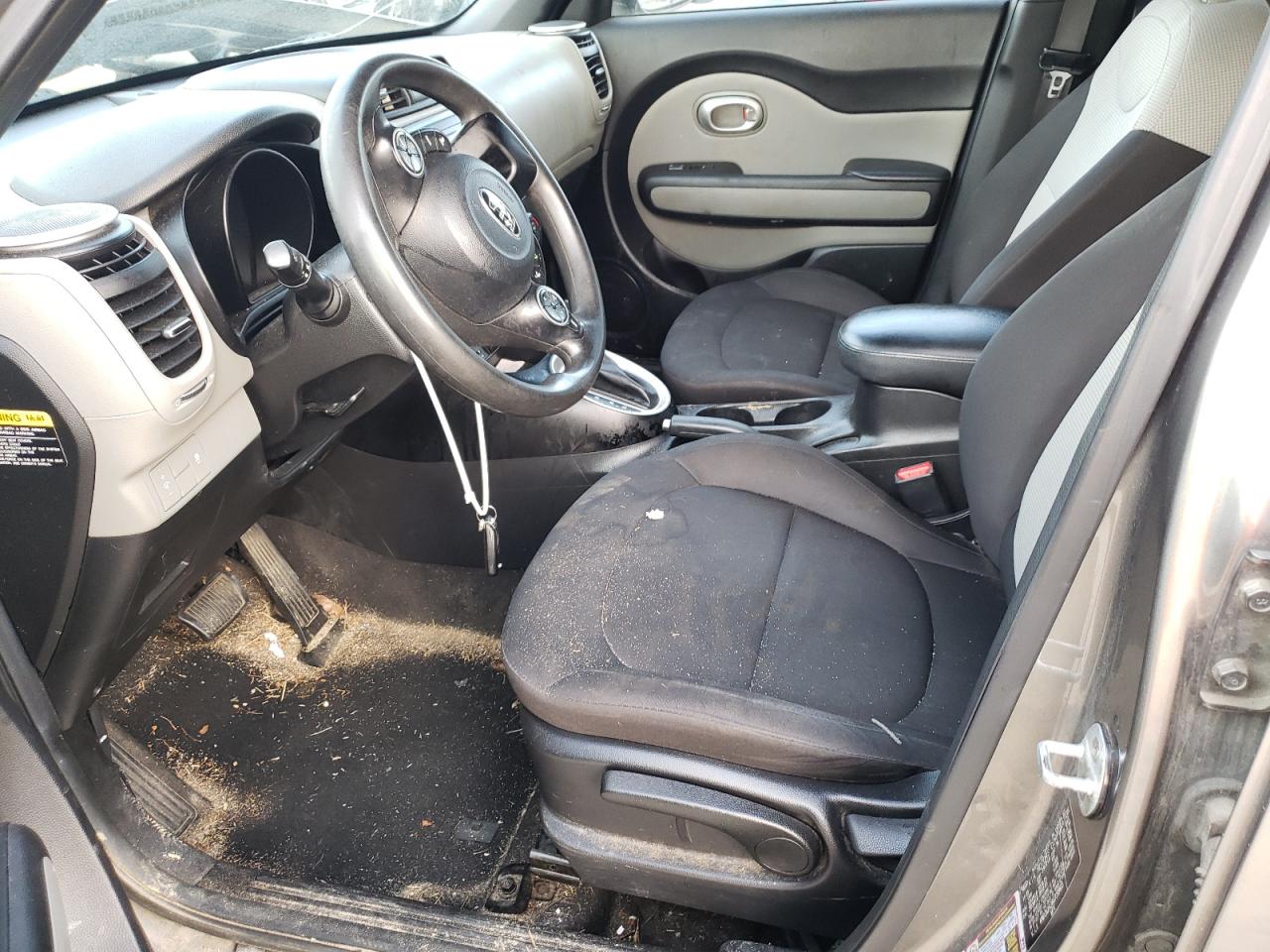 KNDJN2A28G7299613 2016 Kia Soul