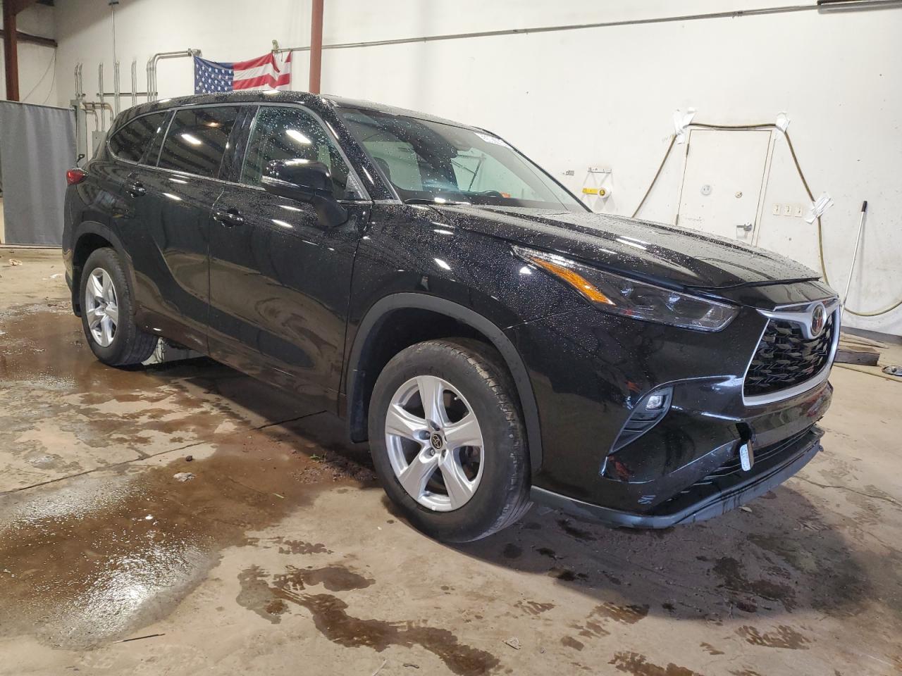 5TDBZRBH1NS596150 2022 Toyota Highlander L