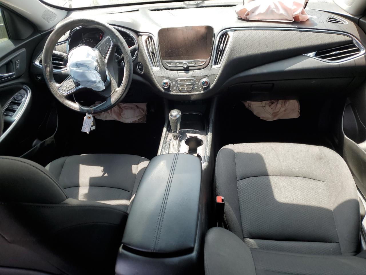 1G1ZD5STXKF127072 CHEVROLET MALIBU 2019