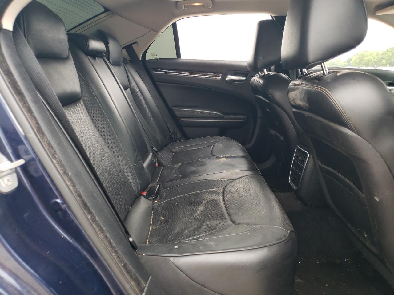 2C3CCAEG2FH756261 2015 Chrysler 300C