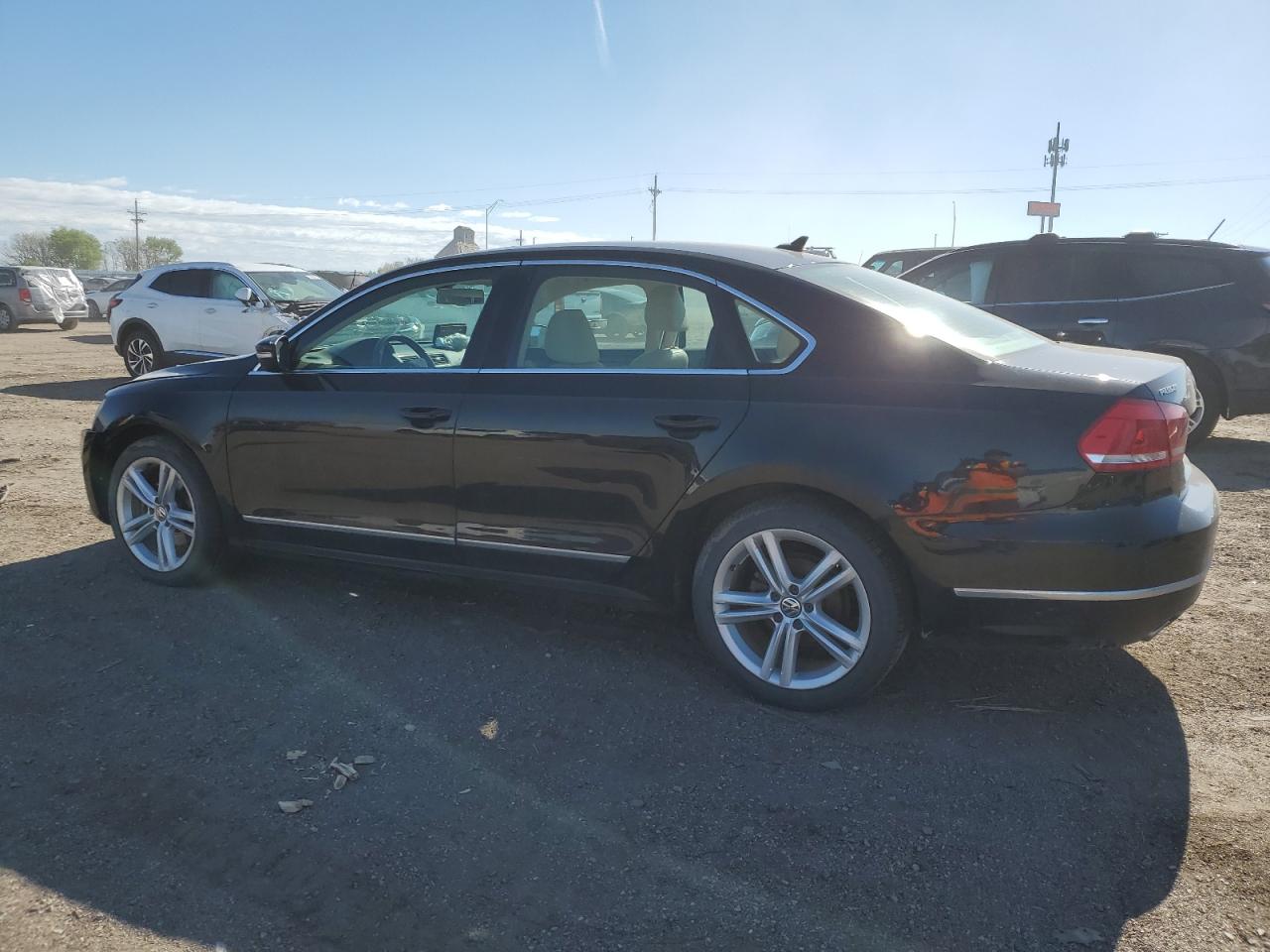 1VWCN7A37DC044191 2013 Volkswagen Passat Sel