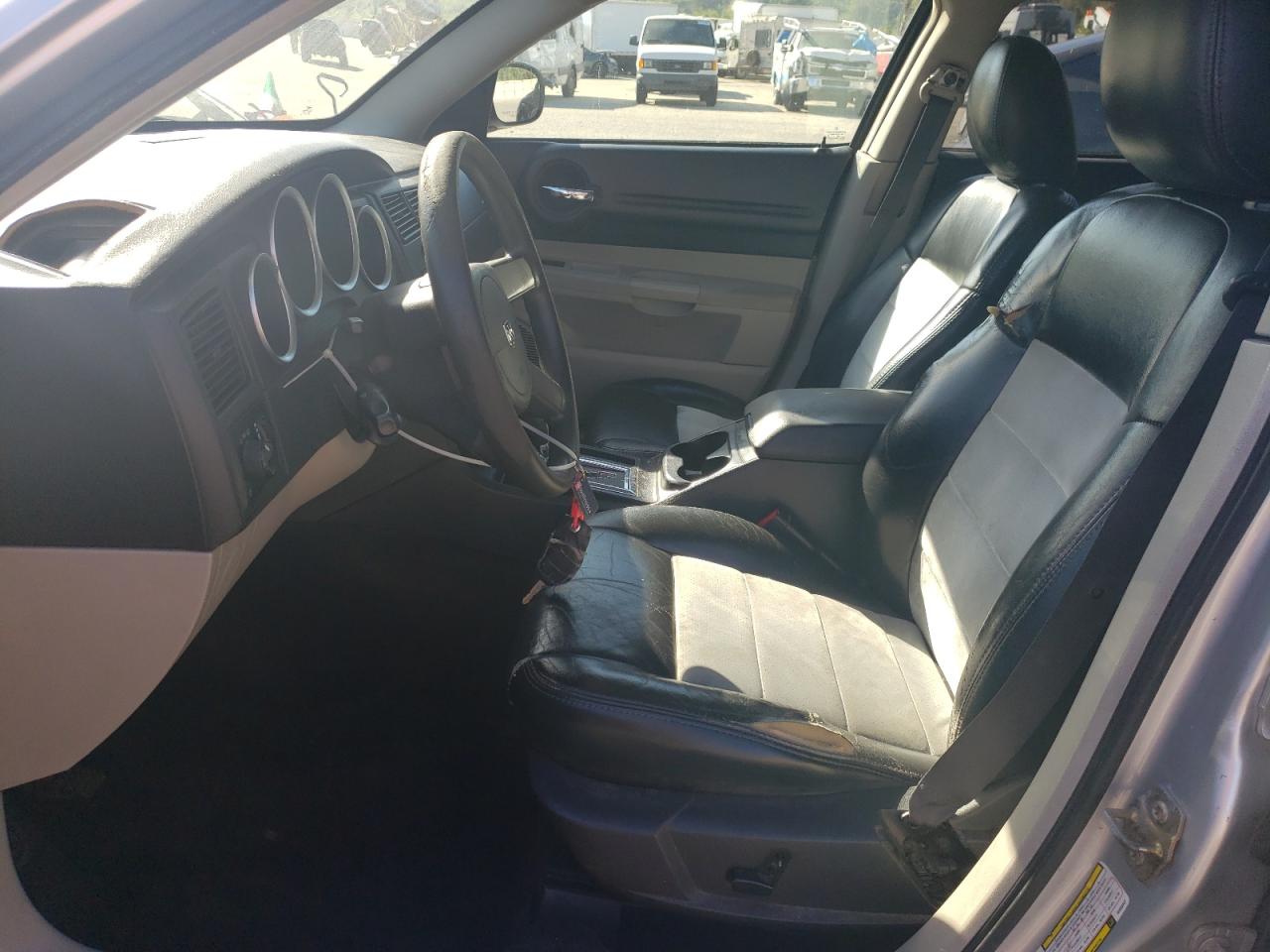 2D4FV48V45H650457 2005 Dodge Magnum Sxt