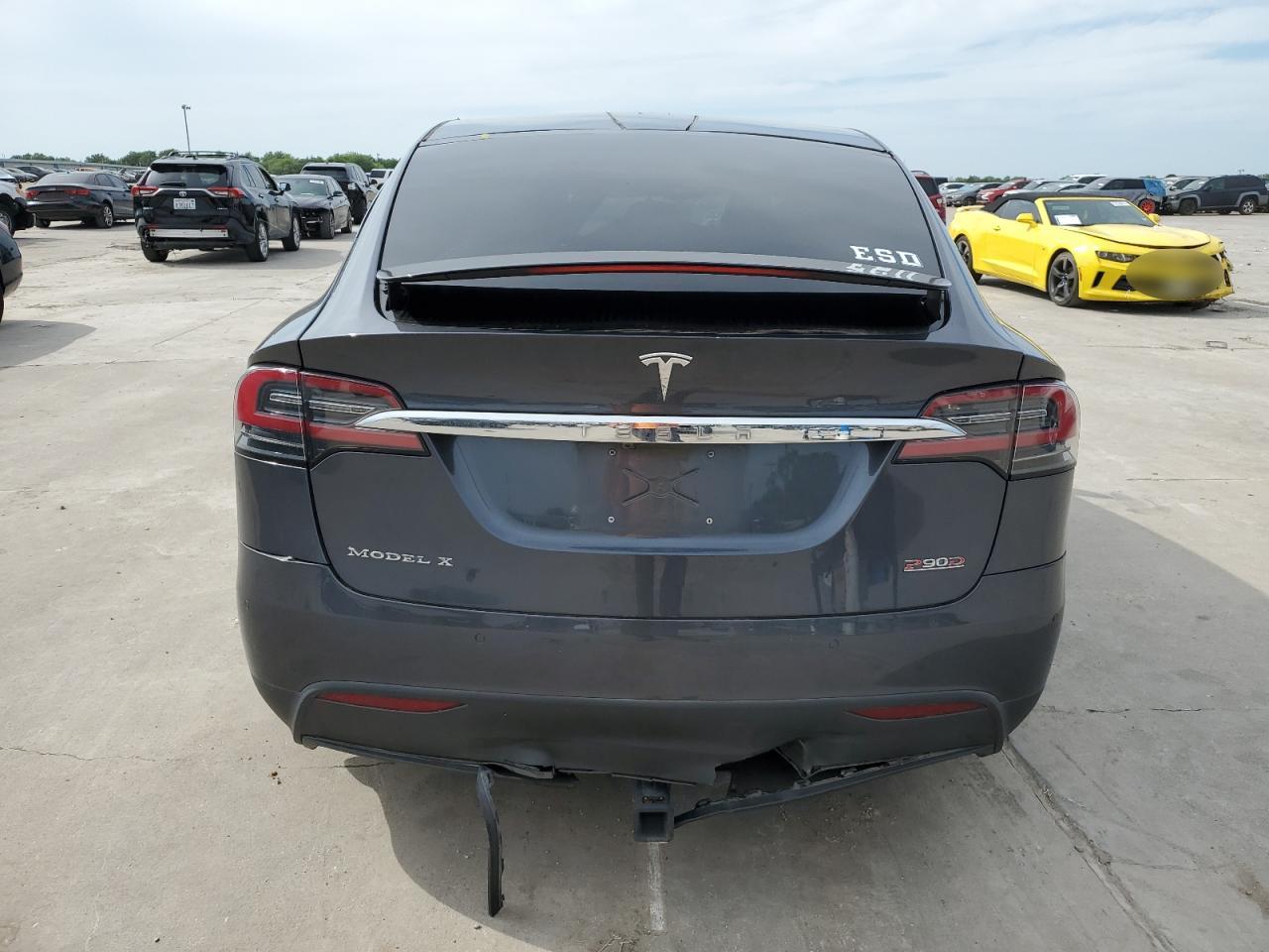 5YJXCAE4XGFS00354 2016 Tesla Model X