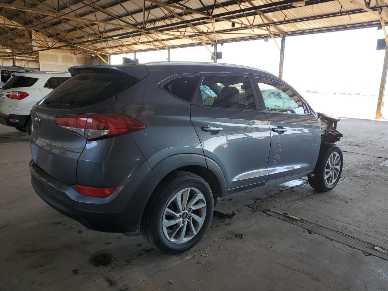 KM8J33A49JU670165 2018 Hyundai Tucson Sel