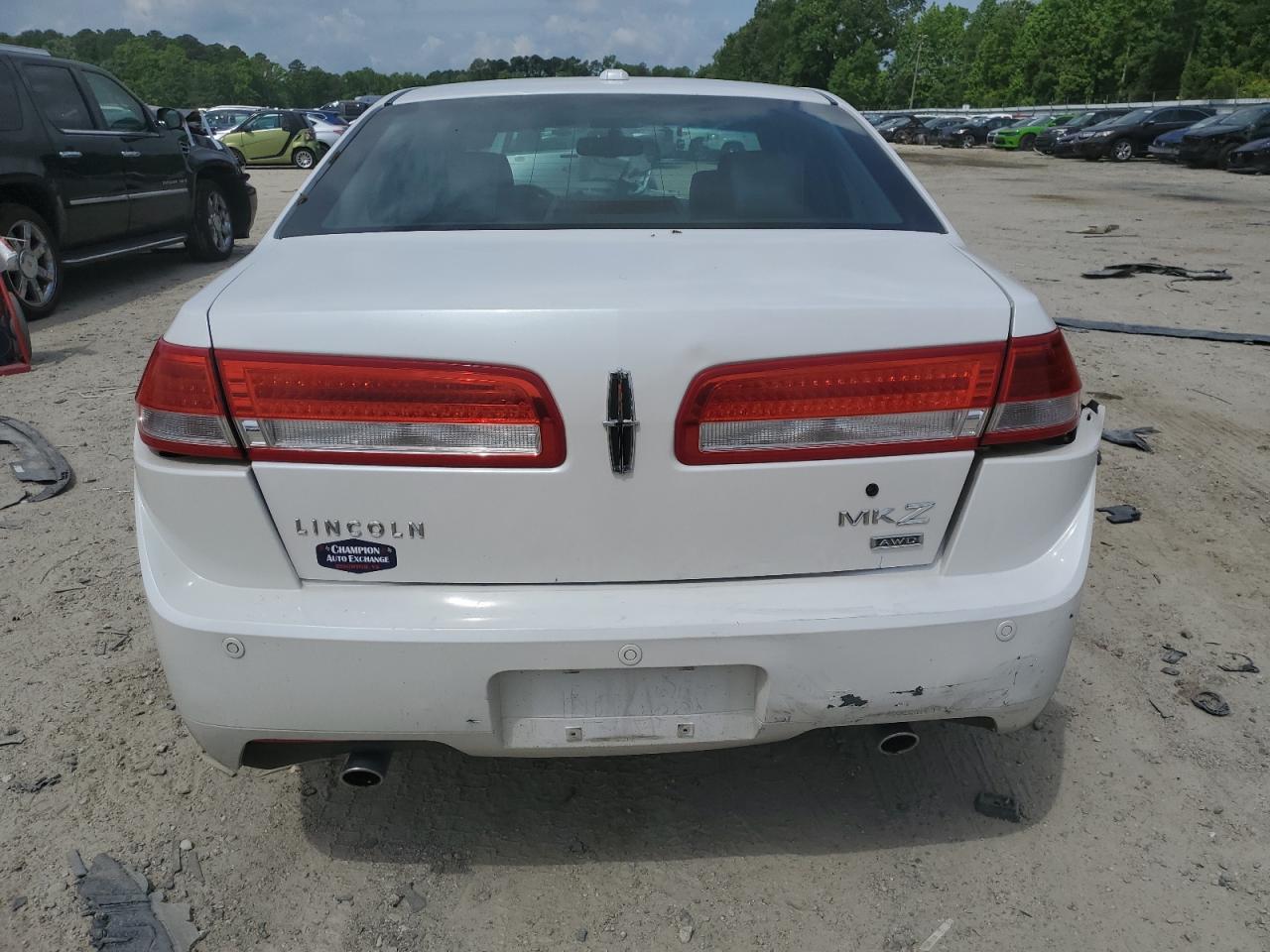 3LNHL2JC3BR774076 2011 Lincoln Mkz