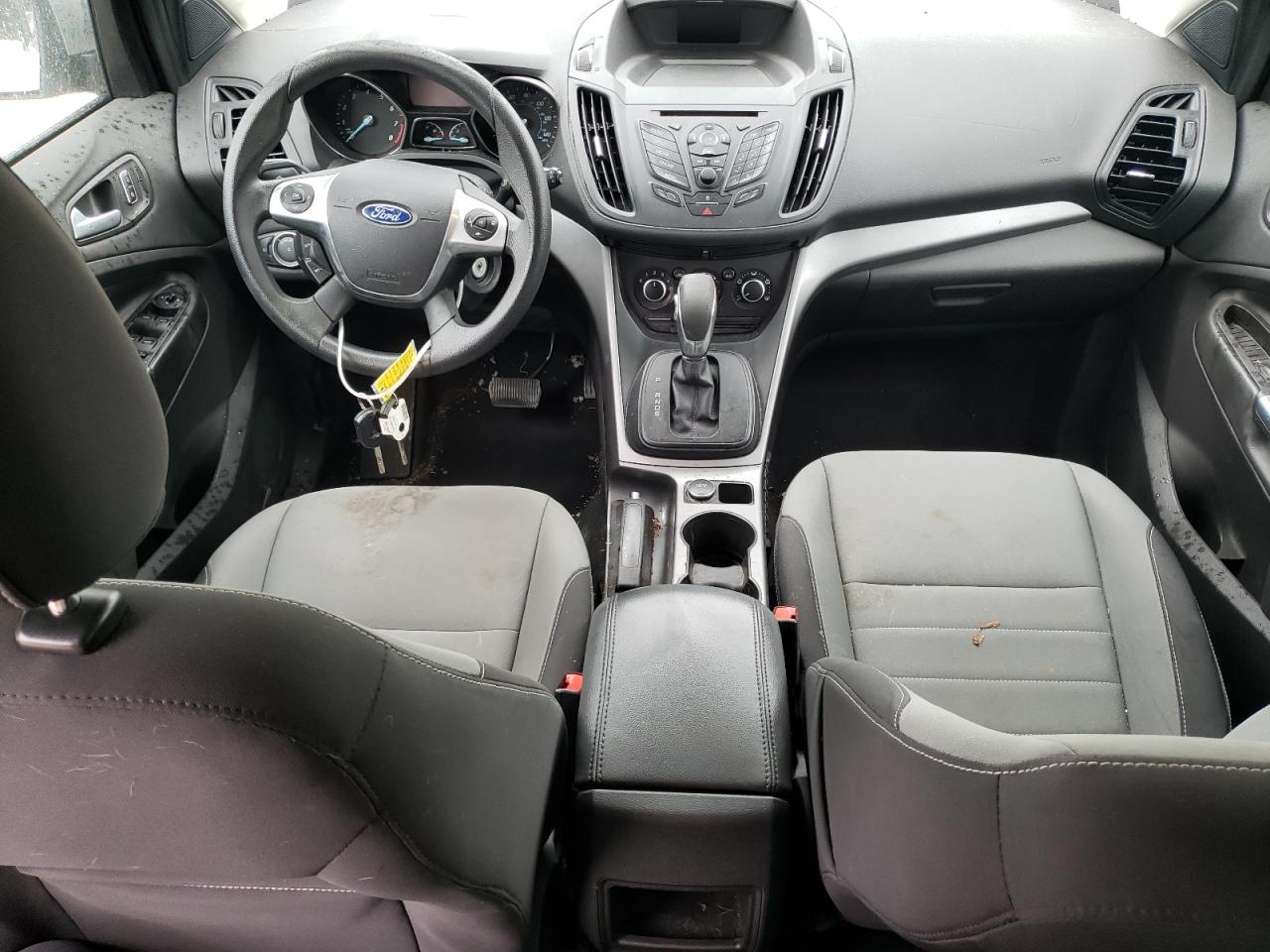 1FMCU0GX4GUC35777 2016 Ford Escape Se