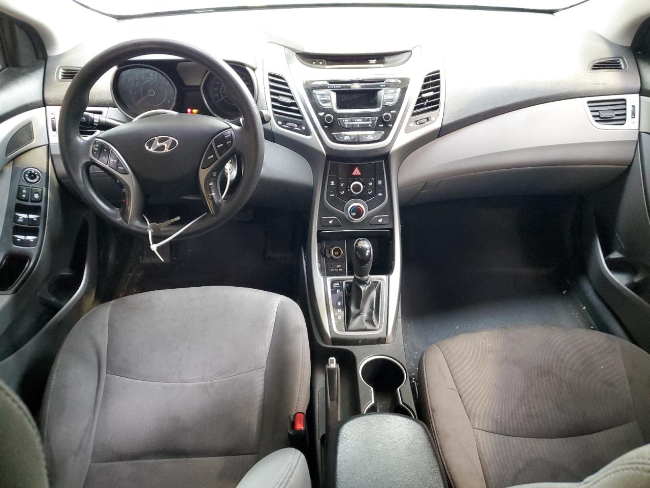 5NPDH4AEXEH477024 2014 Hyundai Elantra Se