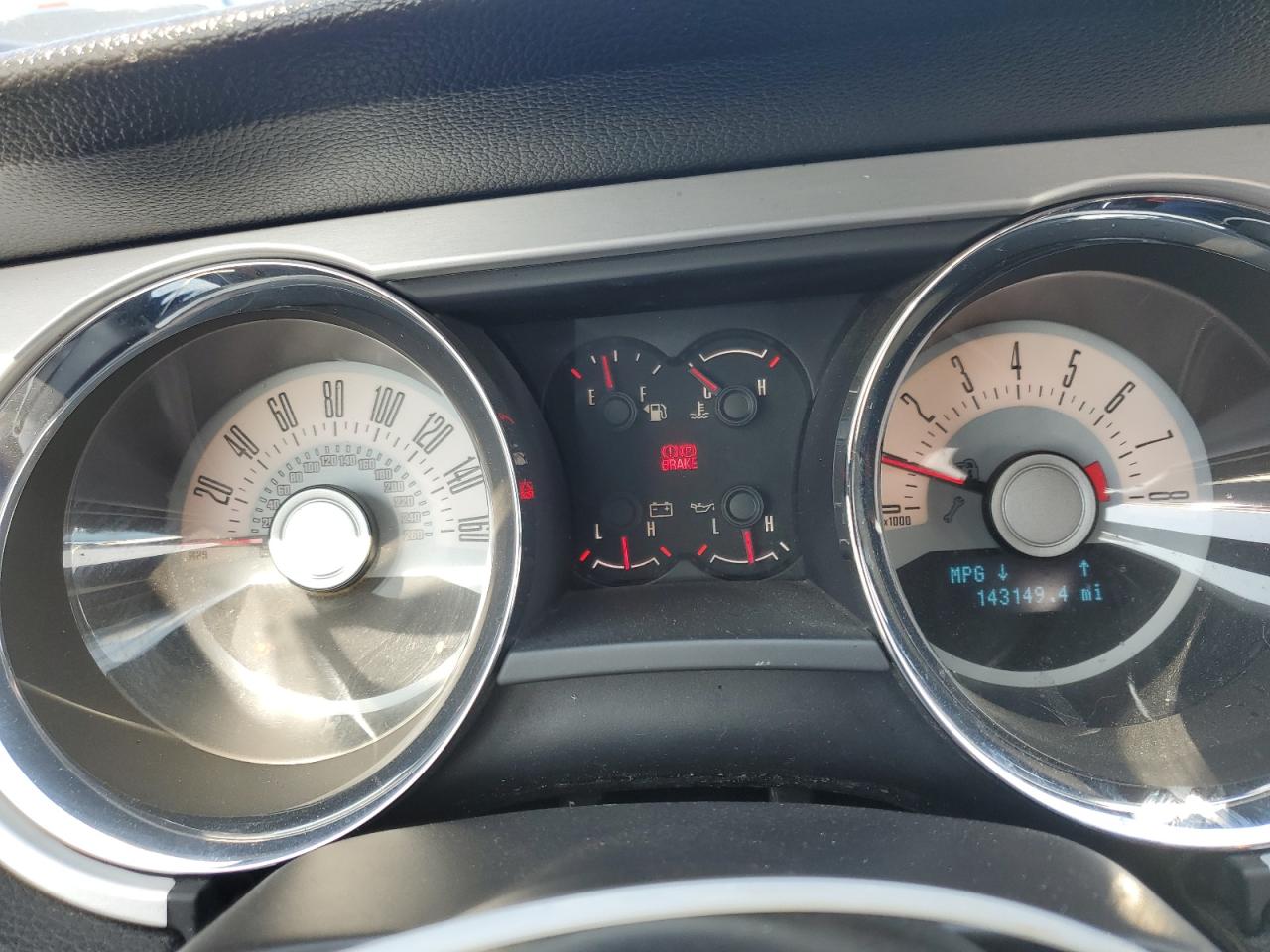 1ZVBP8EM8B5126673 2011 Ford Mustang