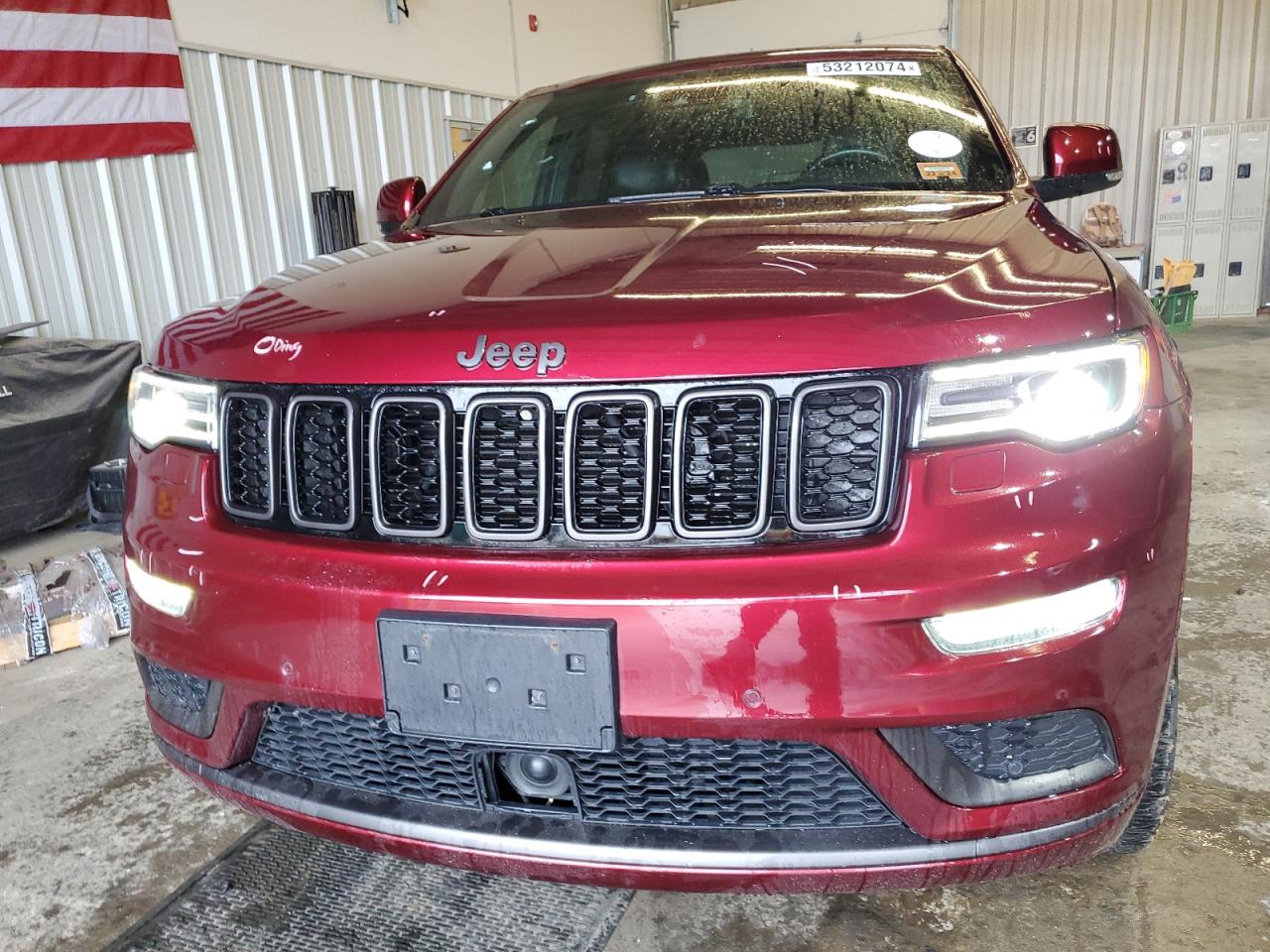 2018 Jeep Grand Cherokee Overland vin: 1C4RJFCG8JC278354