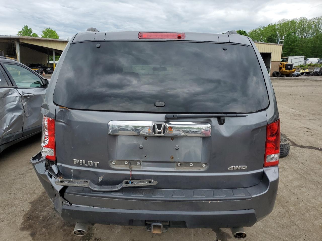 5FNYF4H71BB032518 2011 Honda Pilot Exln