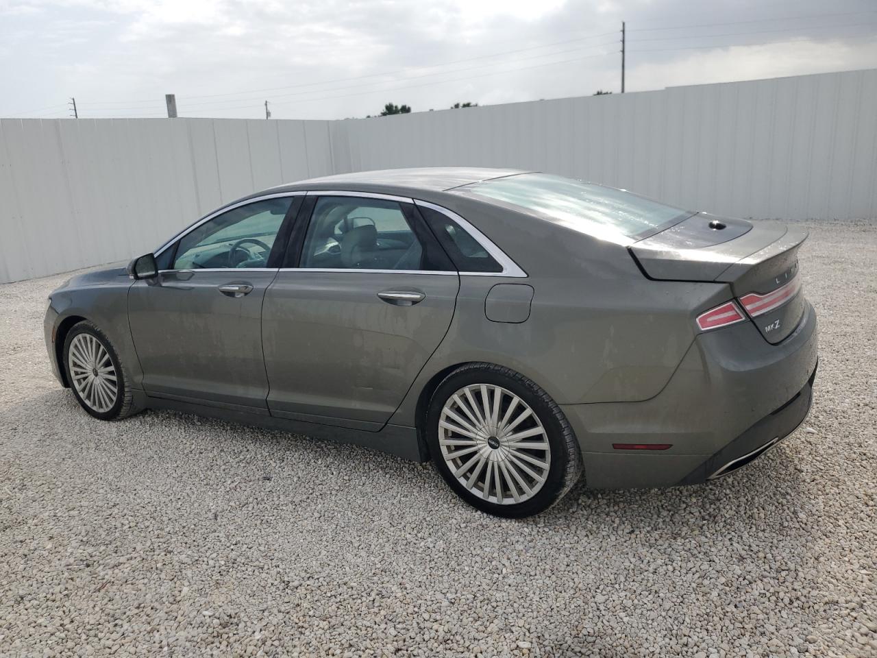 3LN6L5MU8HR609422 2017 Lincoln Mkz Hybrid Reserve