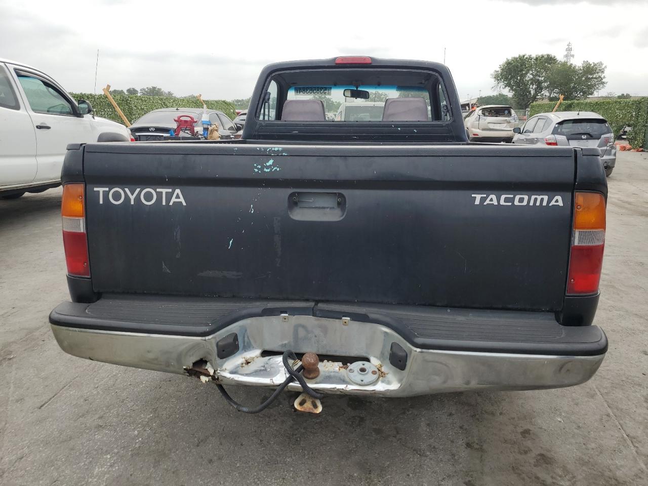 4TANL42N8XZ551887 1999 Toyota Tacoma