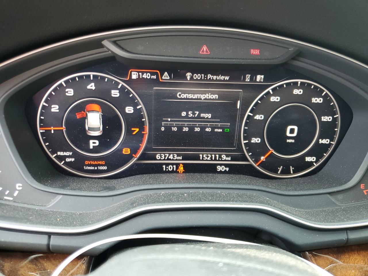 WA1CNAFY9J2084563 2018 Audi Q5 Prestige