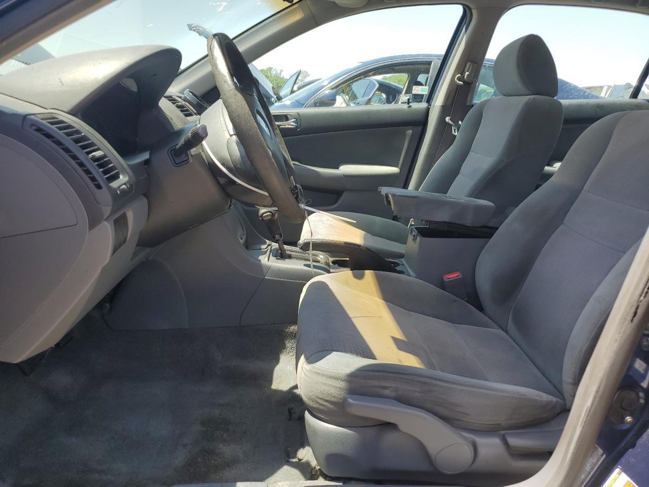 1HGCM56344A062437 2004 Honda Accord Lx