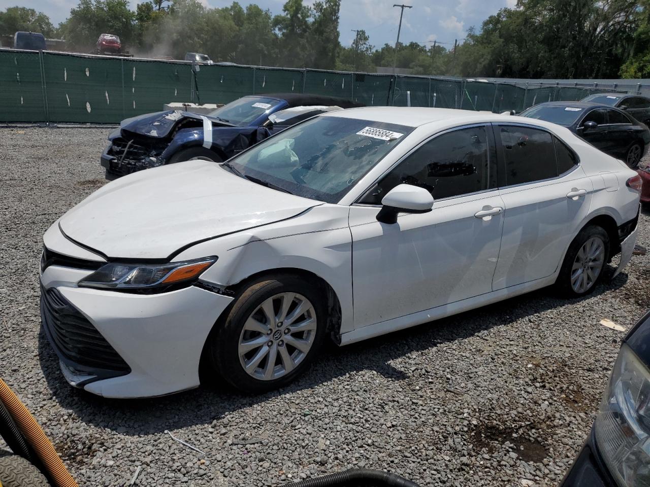 2020 Toyota Camry Le vin: 4T1C11AK6LU945334