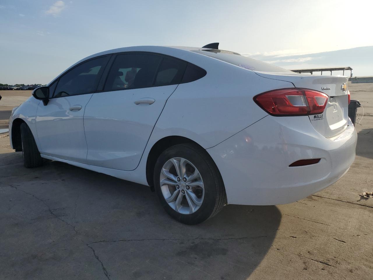 1G1BC5SMXK7108044 2019 Chevrolet Cruze Ls